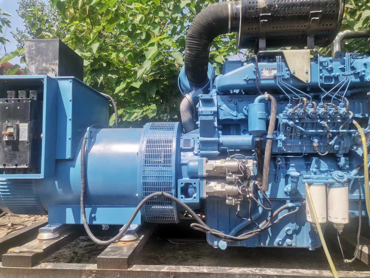 东阿详细说明降低 800kW 柴油发电机输出电流波动的方法