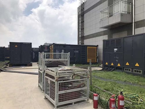 东阿除了定期检查，还有哪些方法可以及时发现接触式转速表探头的磨损？